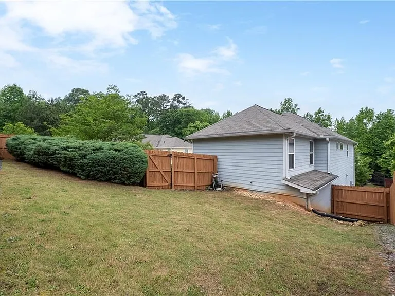 2681 Oak Leaf Pl — Photo 9