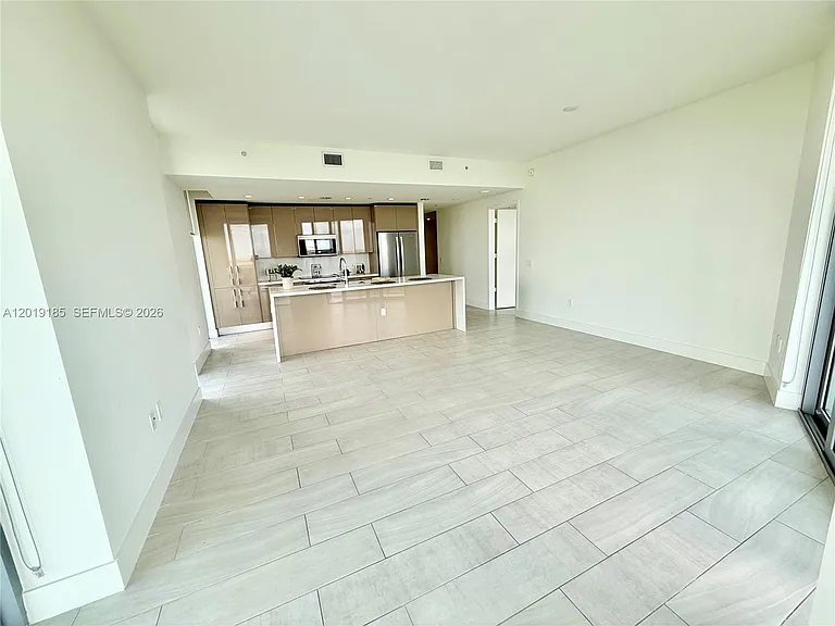 2000 Metropica Way #2003 — Photo 7