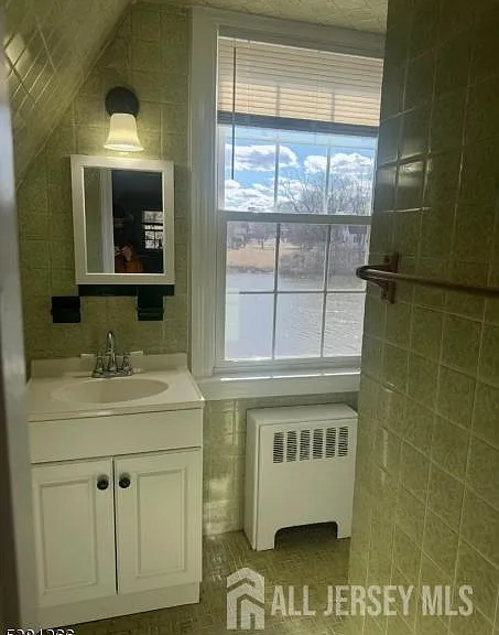 45 Lakeside Dr N #2 — Photo 8