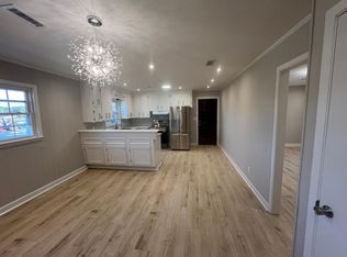 133 S Newton St, Rose Hill, NC 28458