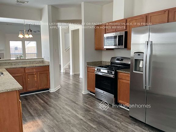 5th image of 2623 Cardinal Elm St