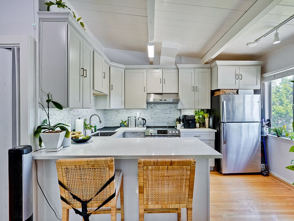 1st image of 153 Colorado Ave #153