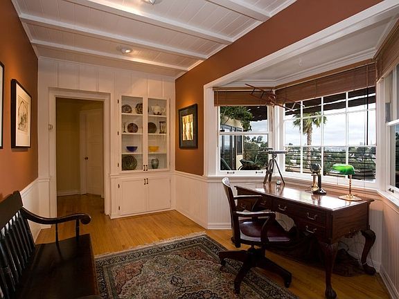 Hall Office w/ City View