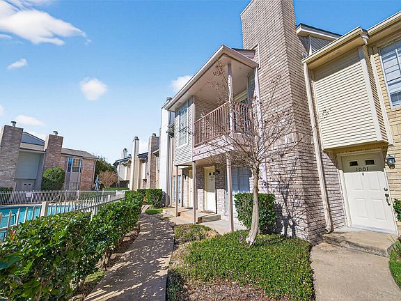 3rd image of 3100 Jeanetta St APT 1004