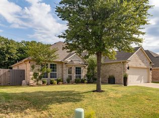 8308 Teja Trl, Benbrook, TX 76126