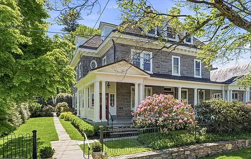 36 E Chestnut Hill Ave Photo 1