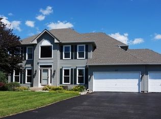 1397 Balmoral Ct, Aurora, IL 60502