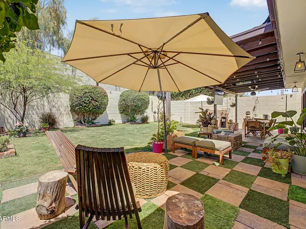 4316 E PICCADILLY Road, Phoenix, AZ 85018