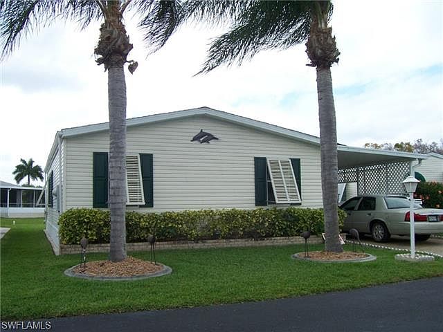 1st image of 210 Queen Palm Dr #210