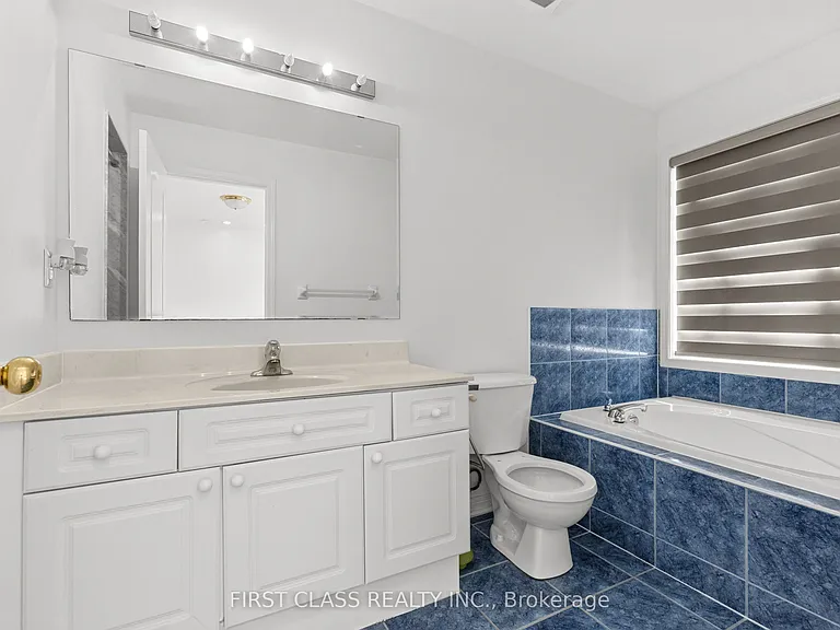 5554 Churchill Meadows Blvd #MAIN — Photo 27