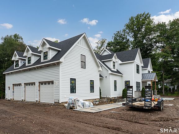 4th image of 22 Grouse Lane