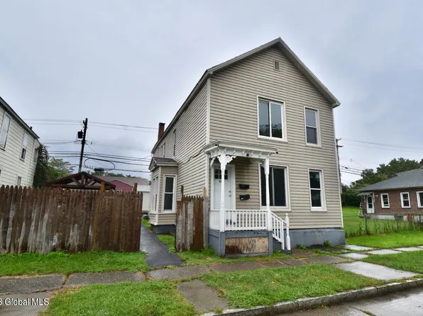 901 5th Avenue, Troy, NY 12182