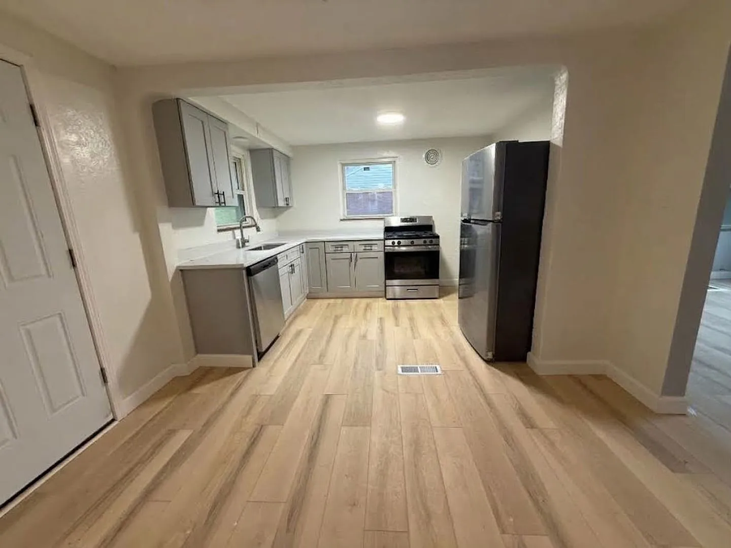 Renovated Home - Verona — Photo 4