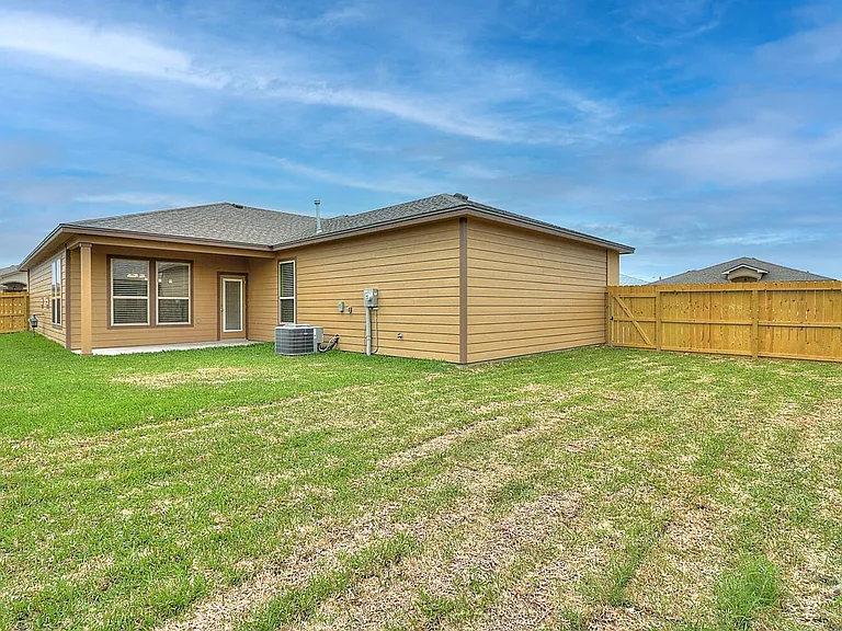 2202 Crystal Bay Dr — Photo 56