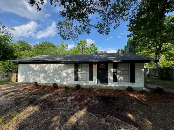 4316 Nancy St, Pearl, MS 39208