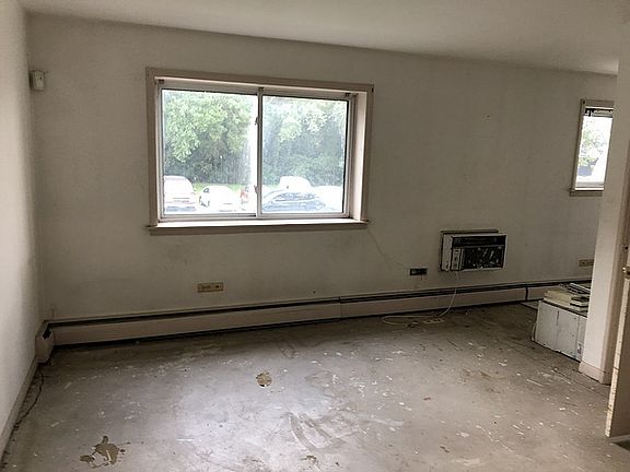 5th image of 8018 S Hoyne Ave APT 11