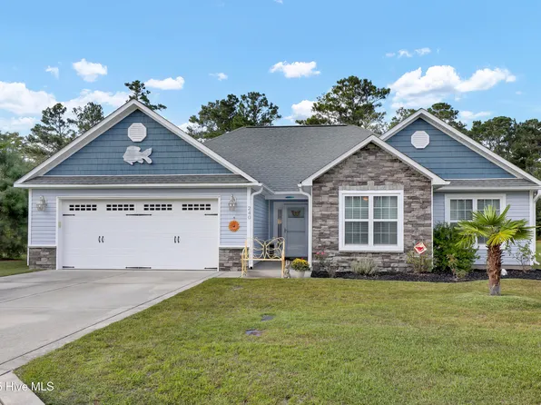 240 W Huckleberry Way, Rocky Point, NC 28457