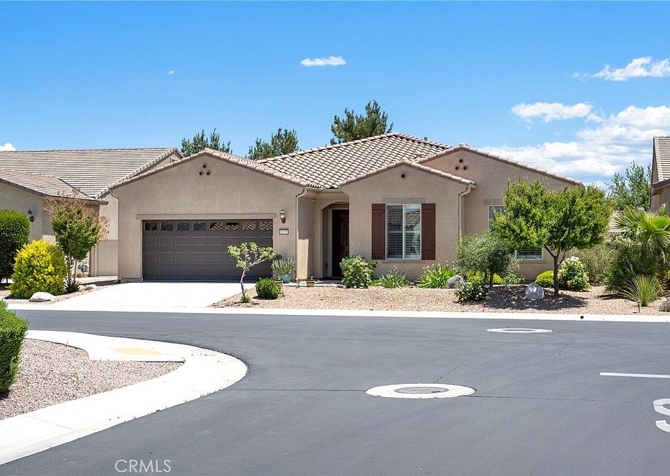 1st image of 19255 Castana St