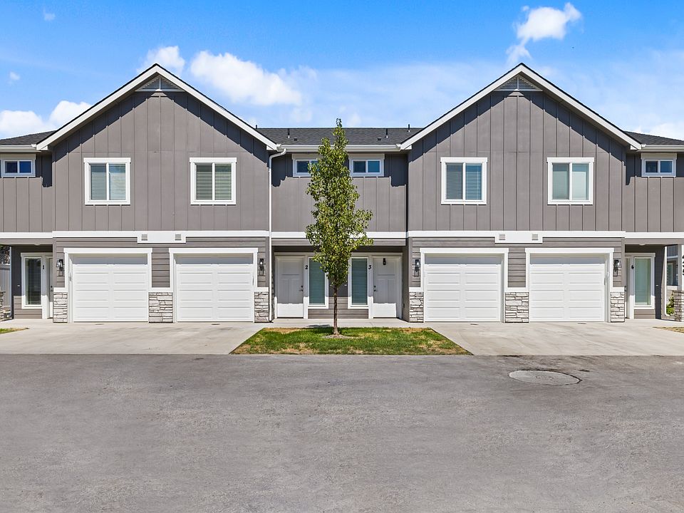 1st image of 435 2nd Ave N #4