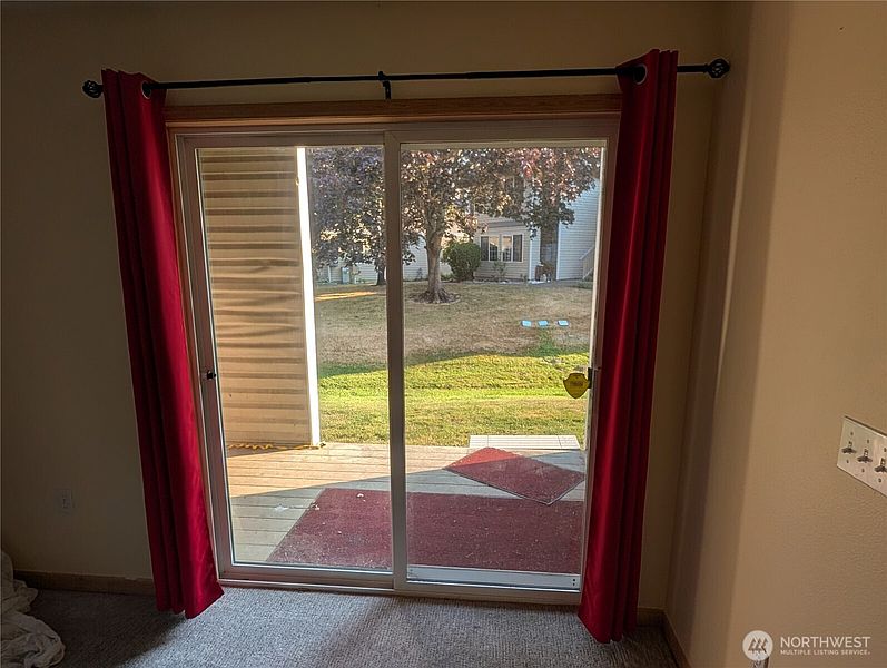 3rd image of 643 W Horton Way #131