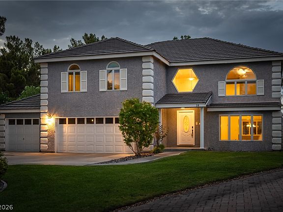 2nd image of 18 Hummingbird Cir