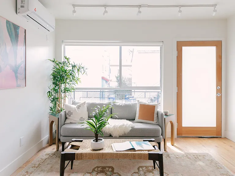 221 N Catalina St #9 — Photo 12