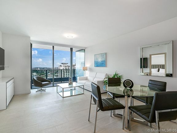 3rd image of 1000 Brickell Ave #3610