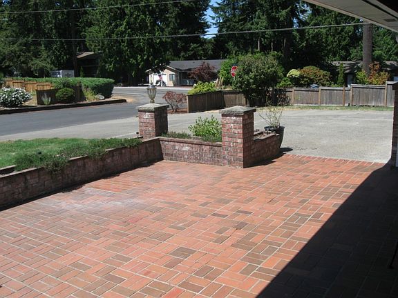 3rd image of 3101 15th Street Pl SW