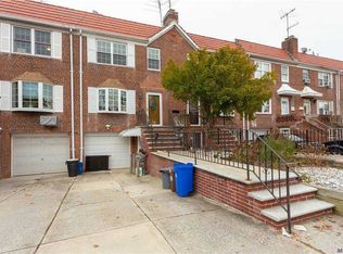 47-15 215th St, Bayside, NY 11361