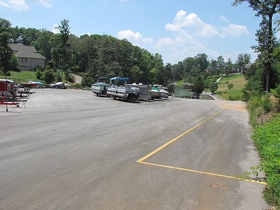 5th image of 468 Conkinnon Dr