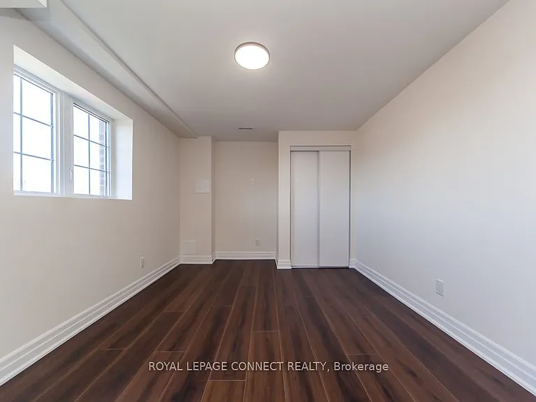 2412 Moonlight Cres #BASEMENT — Photo 15