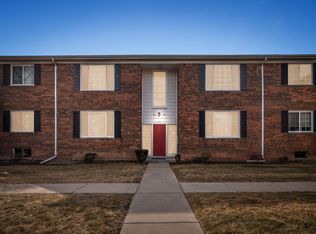 25331 Shiawassee Cir APT 206, Southfield, MI 48033