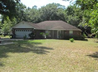 5895 Richbriar Rd, Milton, FL 32570