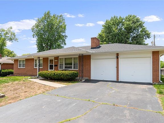 5th image of 1424 N 64th Dr