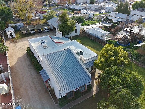 2nd image of 2119 W BELMONT Avenue