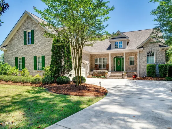 263 Red Fox Run Drive, Wallace, NC 28466
