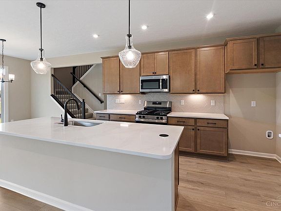 4th image of 140 Dan Haven Pl