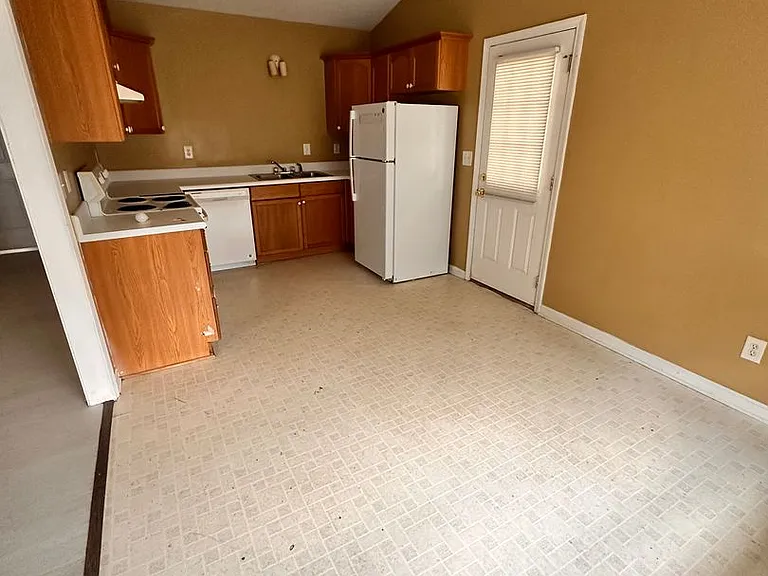2 Green Acre Rd NE — Photo 11