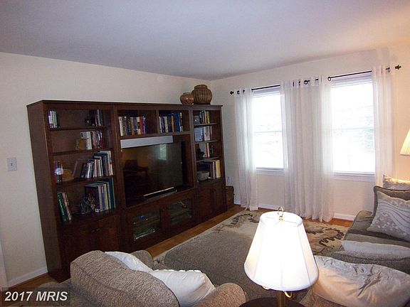 3rd image of 1513 Belle View Blvd APT B1