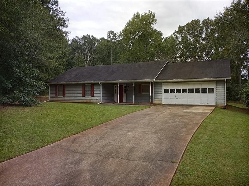 1st image of 35 Christian Woods Ln SE