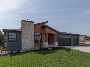 2642 Tee Time Rd SE, Rochester, MN 55904