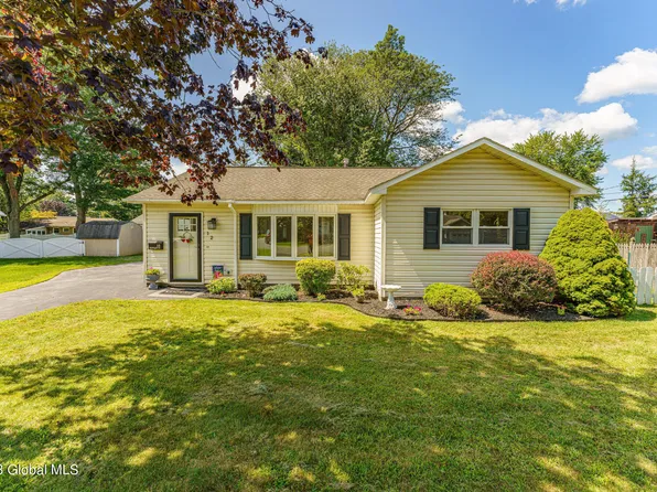 12 Martingale Drive, Albany, NY 12205