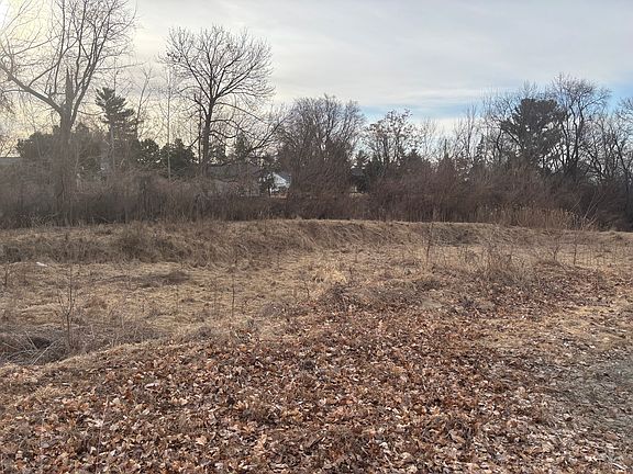 3rd image of 1251 Kimberly Rd