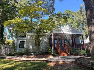 3018 Medlin Dr, Raleigh, NC 27607