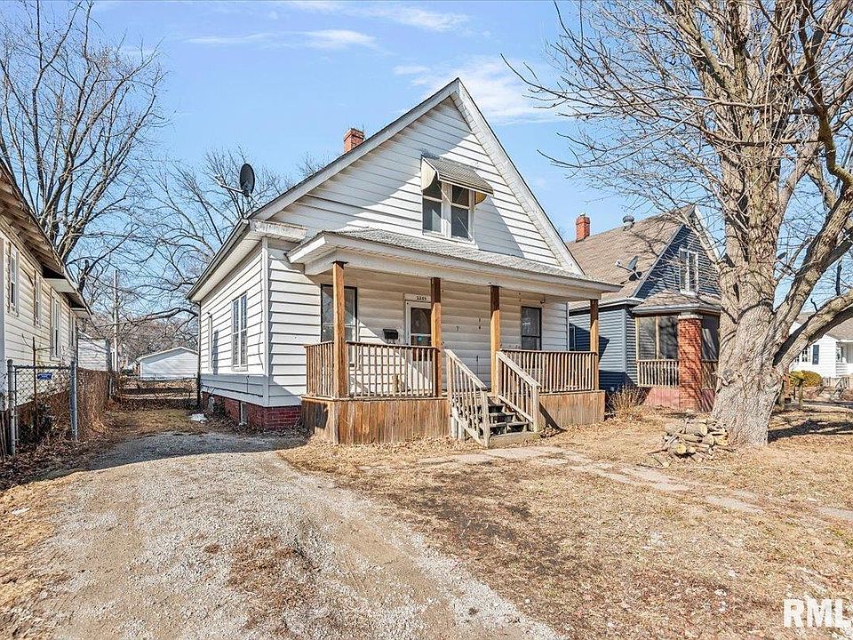 1st image of 2205 S 11th St