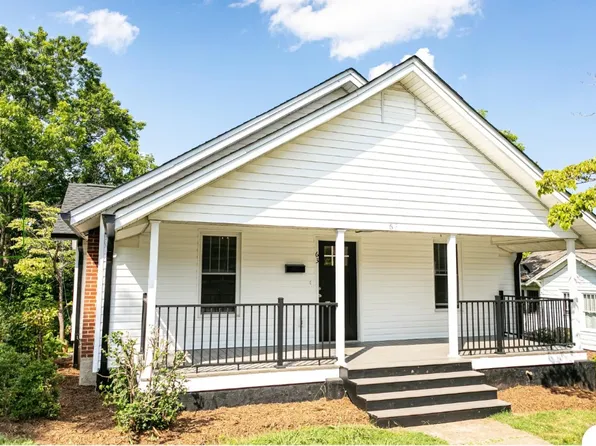 63 8th St SE, Hickory, NC 28602
