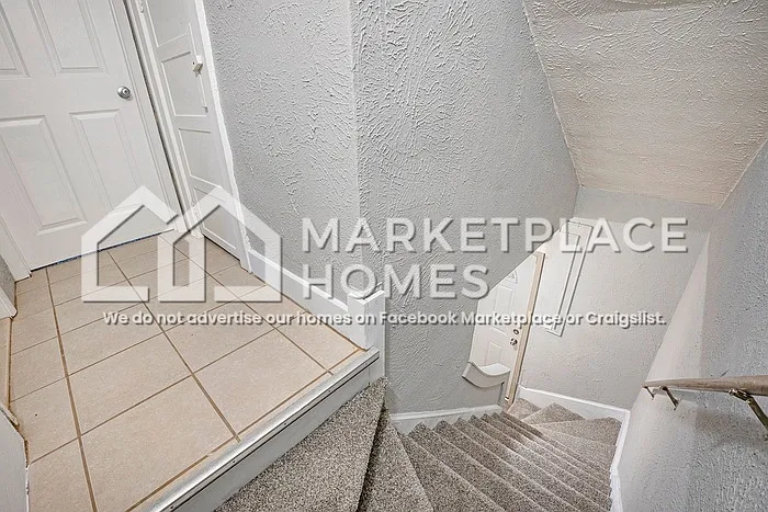 2 bed, 1.0 bath, 800 sqft, $1,095 — Photo 4
