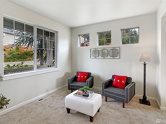 4th image of 6399 Juanita Cir NE