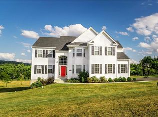 7300 Mount Vernon Dr, Zionsville, PA