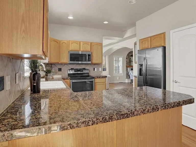 5727 Cross Creek Dr — Photo 13